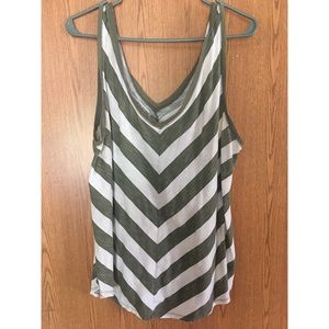 Maurice’s v-neck tank top